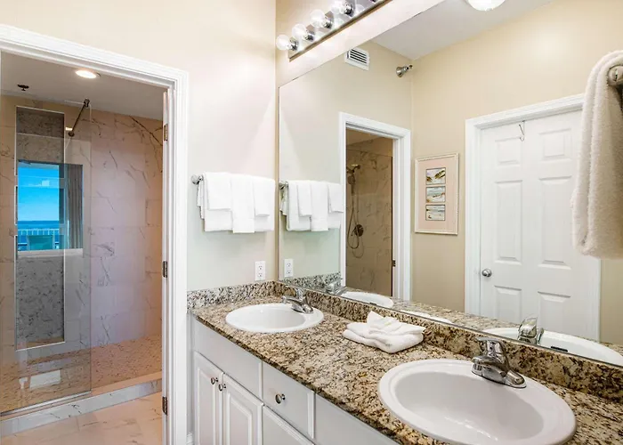 Gulf-front W Amazing View Balcony Ac & Shared Pools Hot Tubs & Gym