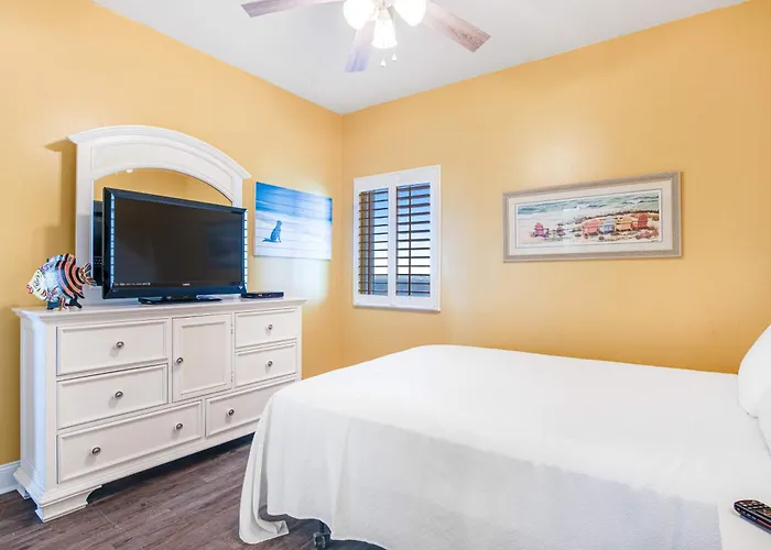 Holiday home Gulf-front W Amazing View Balcony Ac & Shared Pools Hot Tubs & Gym